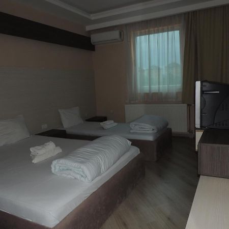 Guest House Dabi Kruševac Zewnętrze zdjęcie