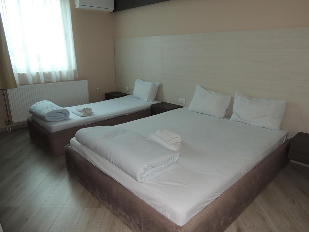 Guest House Dabi Kruševac Zewnętrze zdjęcie