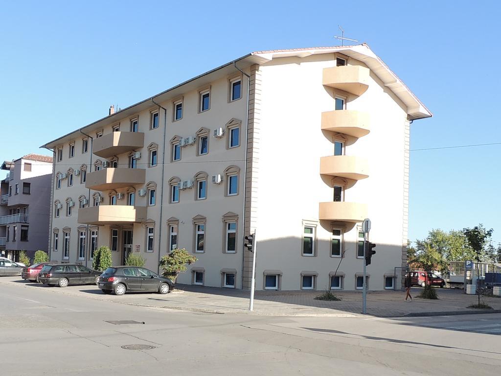 Guest House Dabi Kruševac Zewnętrze zdjęcie